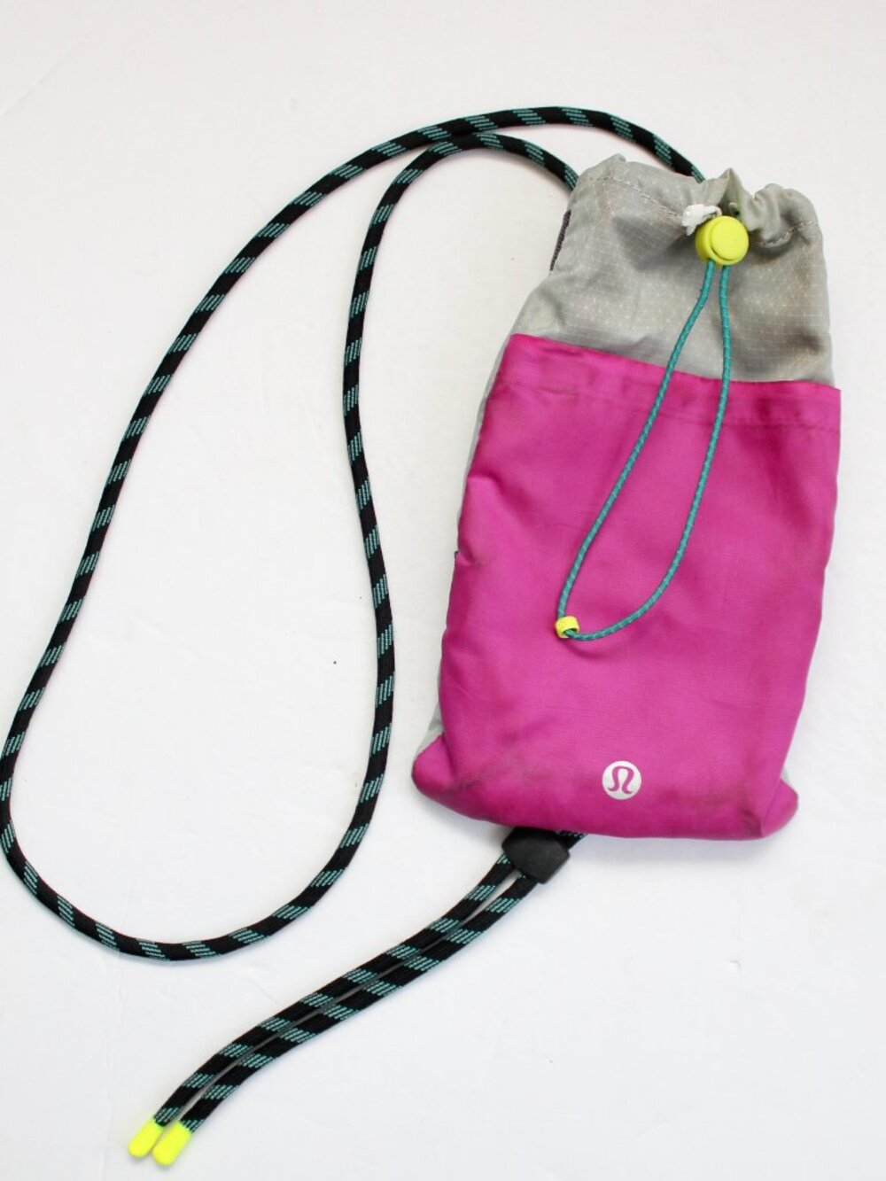 Lululemon Play Forward Crossbody Pouch Colorblock Fuscia Grey Neon Nylon